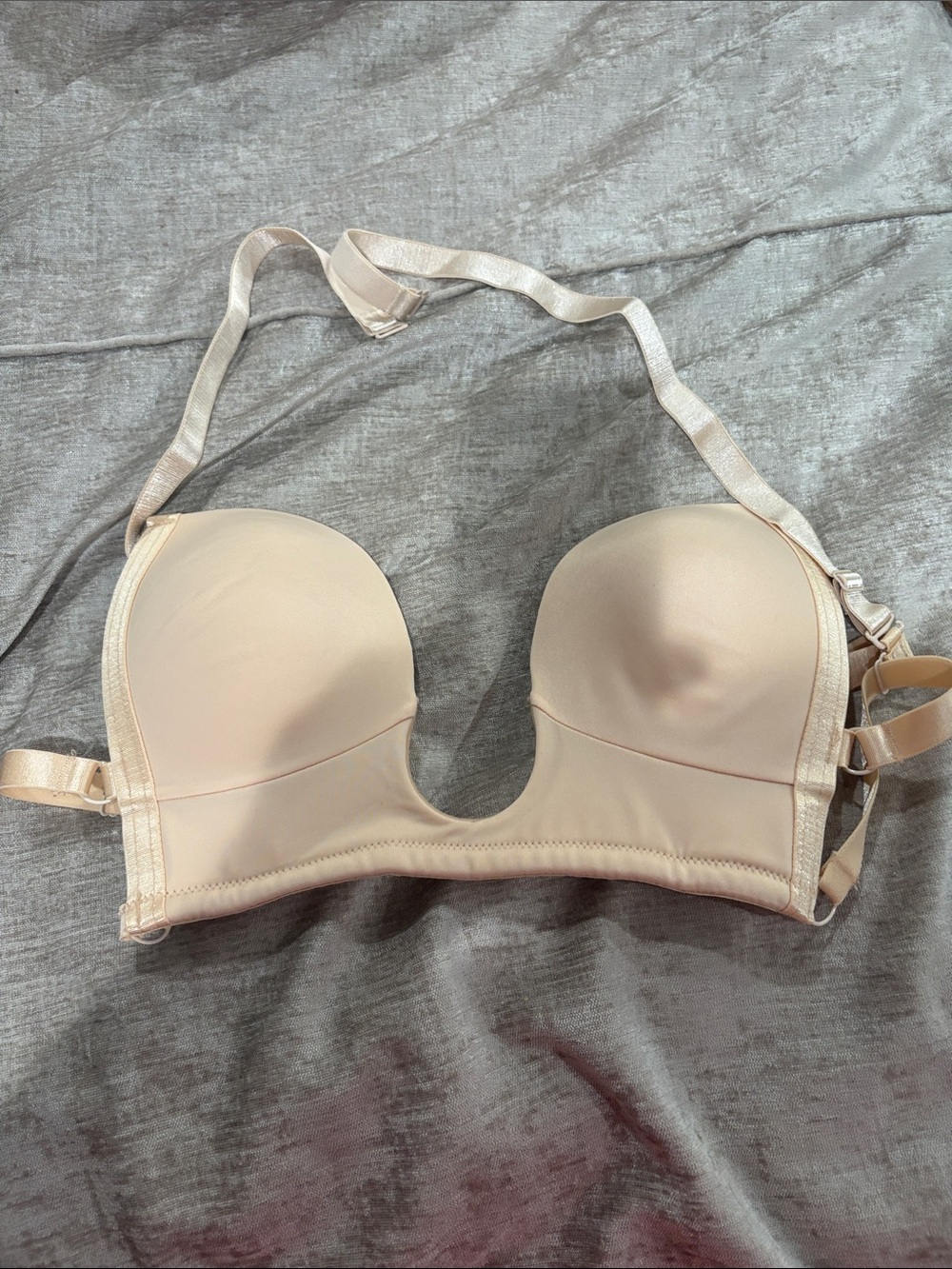 Strapless U-Plunge Smooth Moulded Nude Bra